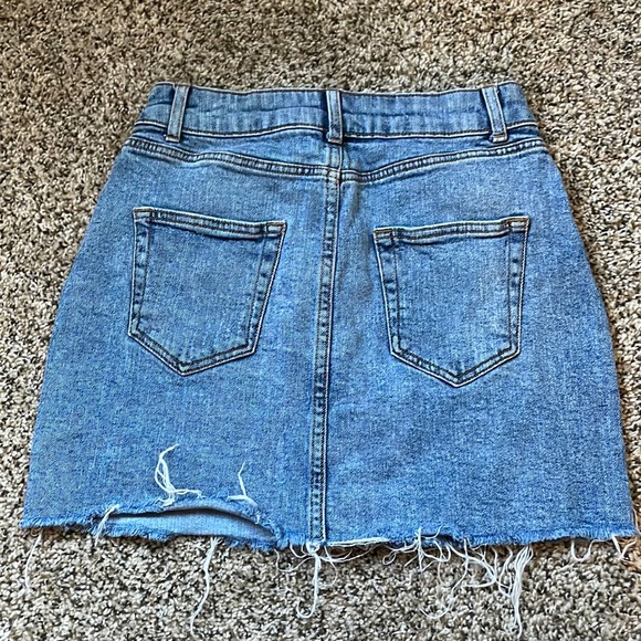 Jean skirt - Picture 3 of 3